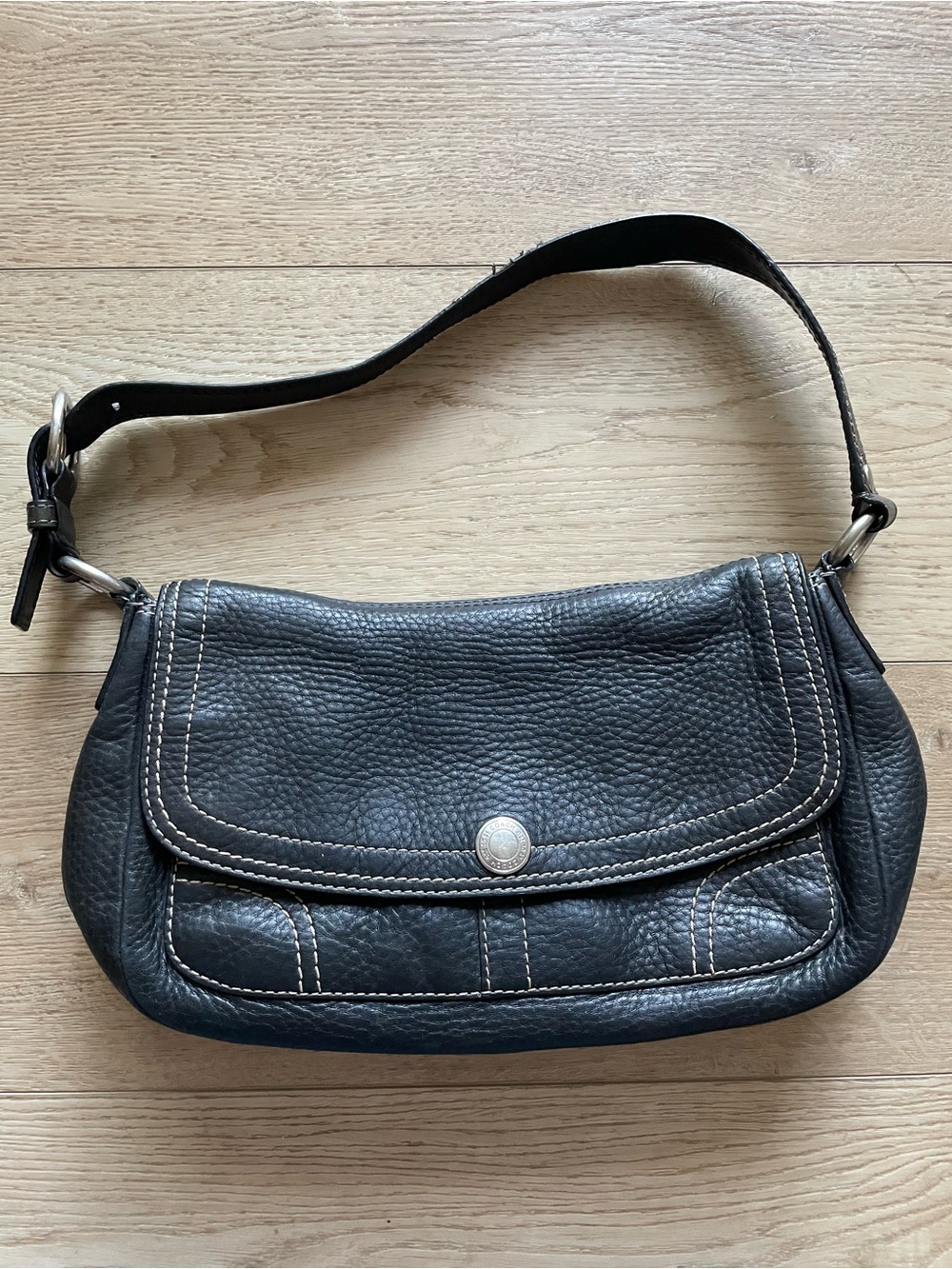 Coach Black Leather Shoulder Bag with Contrast Stitching